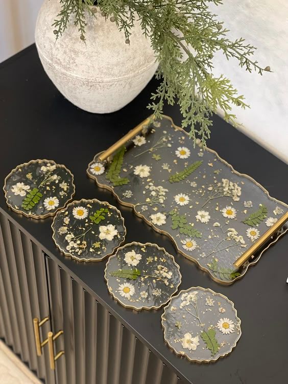Resin Table Coasters / Trays